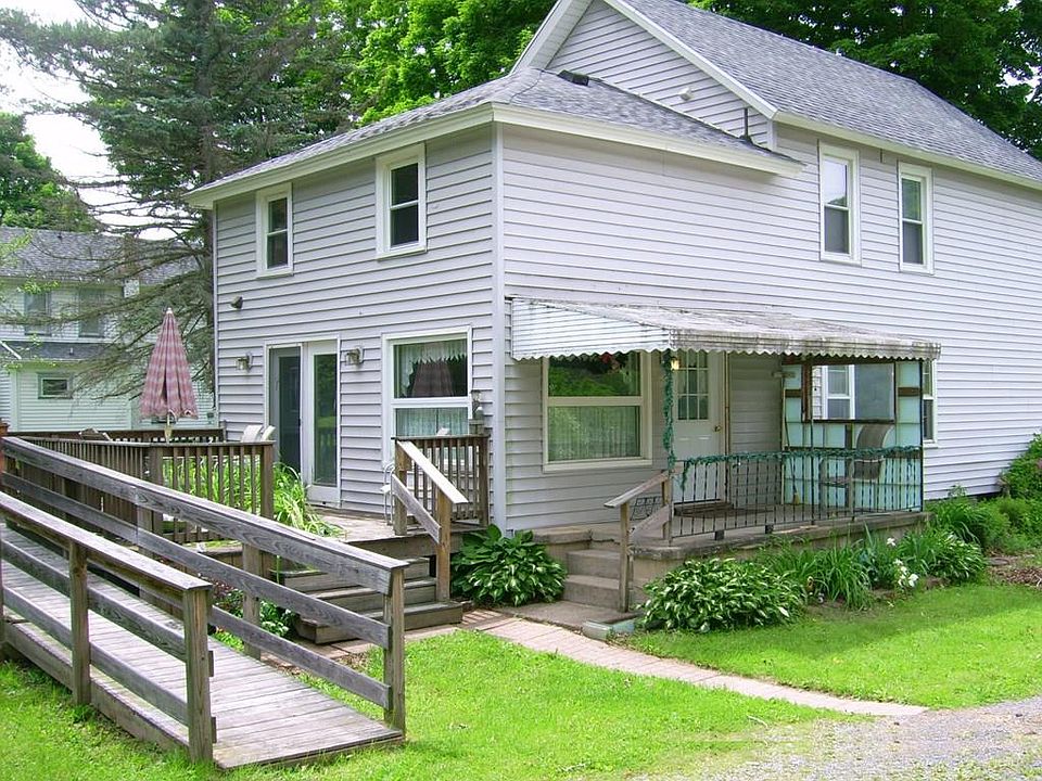 2nd image of W Mill St