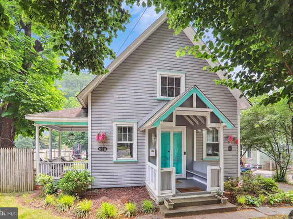 10549 Saint Paul St, Kensington, MD 20895