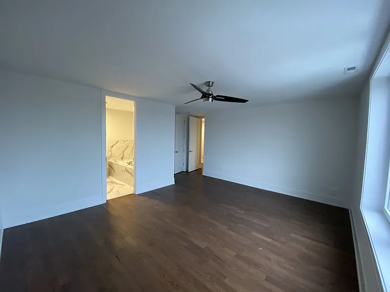 4041 N Elston Ave #4 — Photo 2