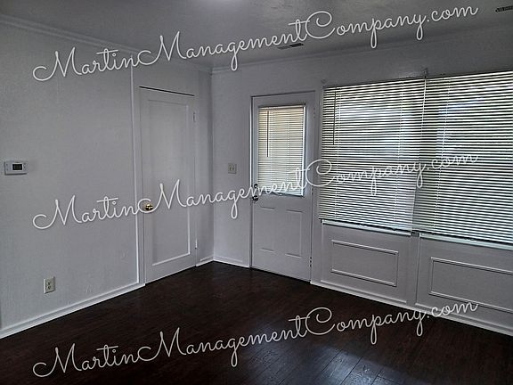 3rd image of 1900 W 10th St #D5