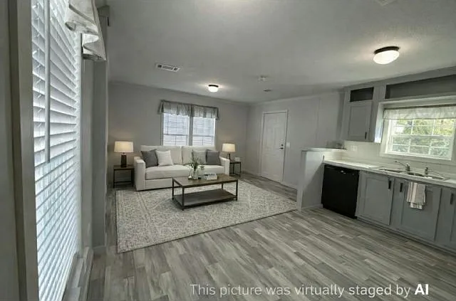 4000 24th St N #158 — Photo 1