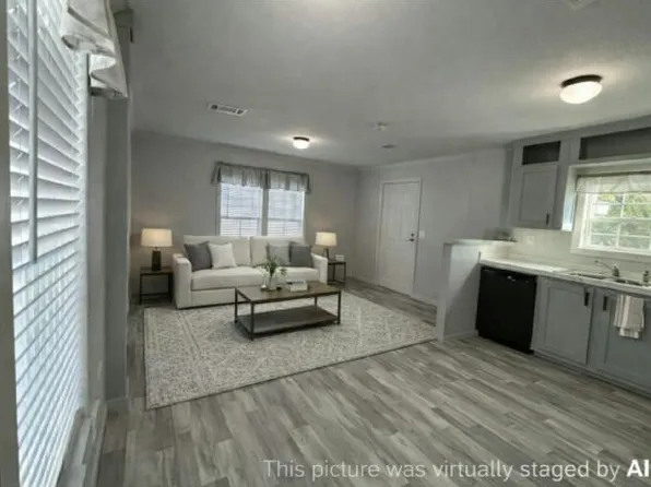 4000 24th St N #158, Saint Petersburg, FL 33714