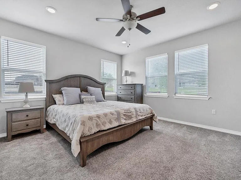 125 Harborside Dr #102 — Photo 6