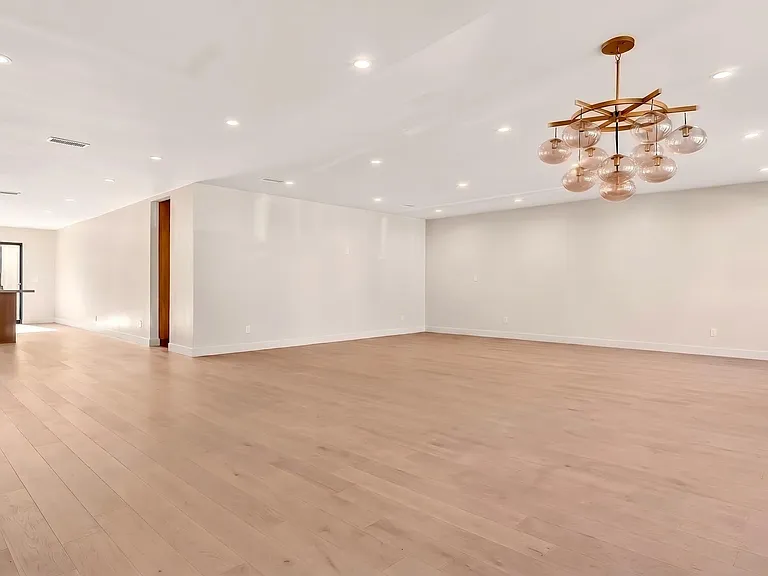 4819 Genesta Ave — Photo 17