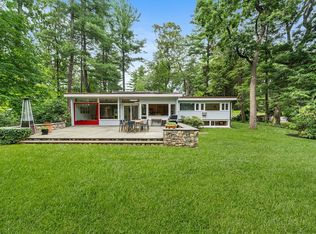 32 Moon Hill Rd, Lexington, MA 02421
