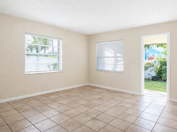 111 SW 14th Ct #C, Pompano Beach, FL 33060