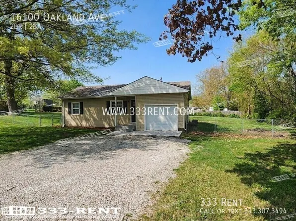 16100 Oakland Ave, Belton, MO 64012