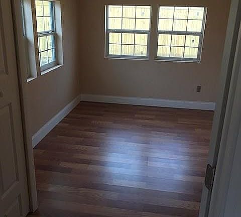 4th image of 3114 Avenue S