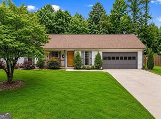 330 Monivea Ln, Roswell, GA 30075