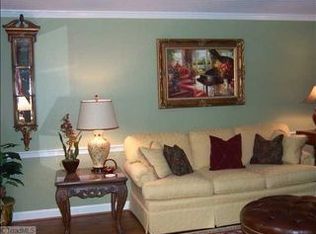 193 Heathcliff Pl, Winston Salem, NC 27104