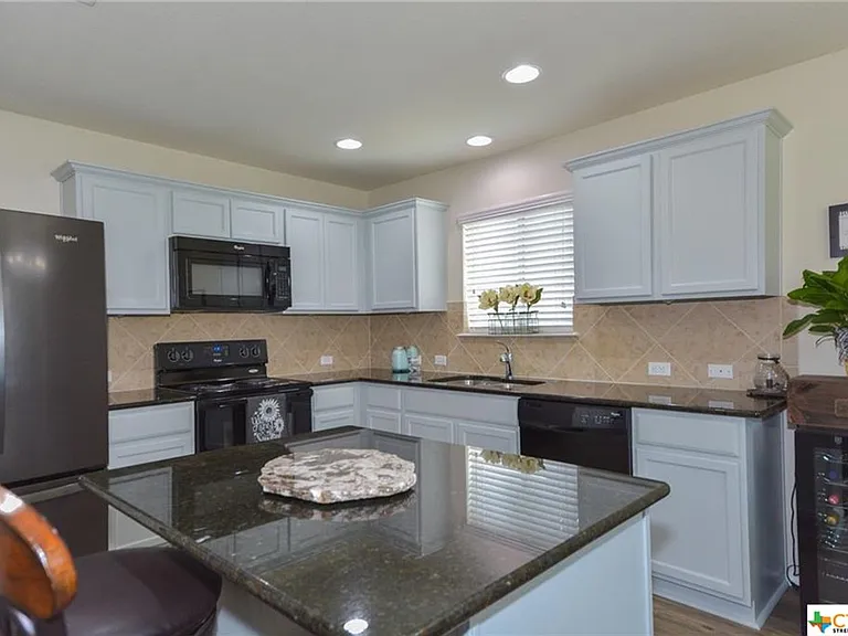 5722 Stanford Dr — Photo 13