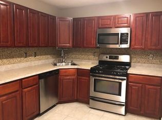 120 Albury Way, North Brunswick, NJ 08902