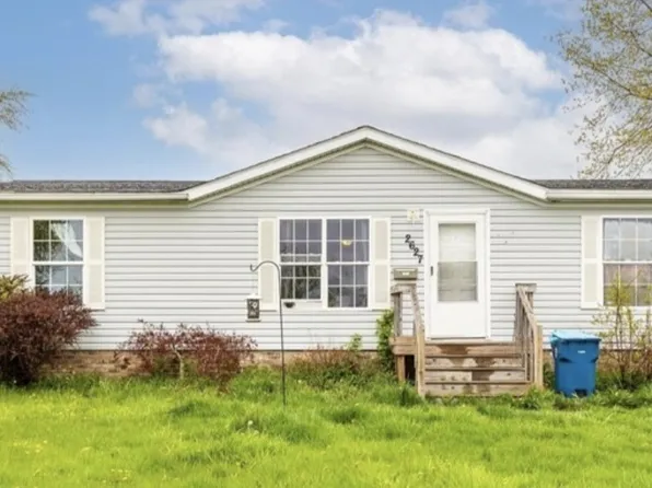 2627 E 40th St, Lorain, OH 44055