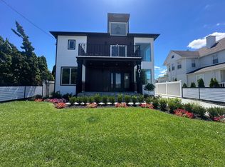 701 13th Ave, Belmar, NJ 07719