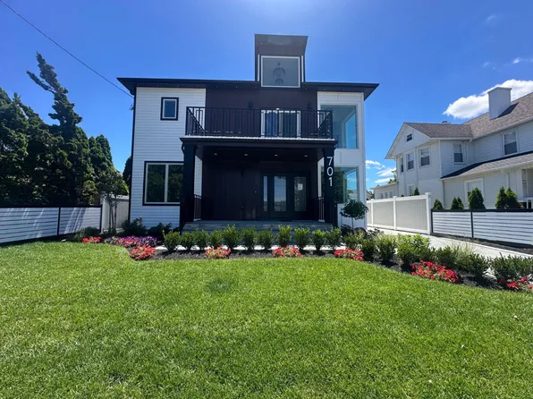 701 13th Ave, Belmar, NJ 07719