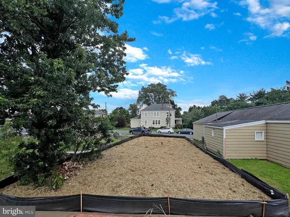 904 Liberty St, Fredericksburg, VA 22401