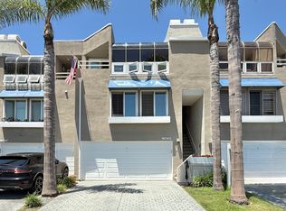 16065 Surprise Ln, Huntington Beach, CA 92649