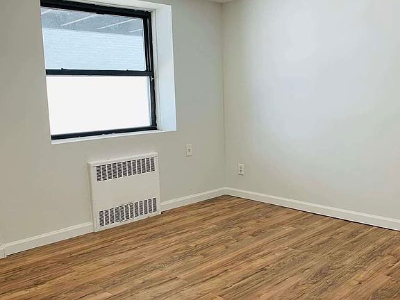 3rd image of 474 Prospect Ave Floor 1