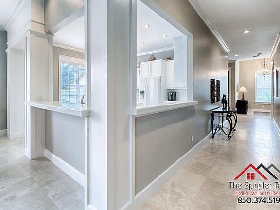 5th image of 8068 Fountains Ln