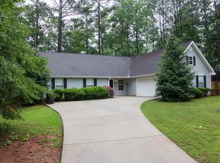 63 Brown Ridge Dr, Newnan, GA 30263