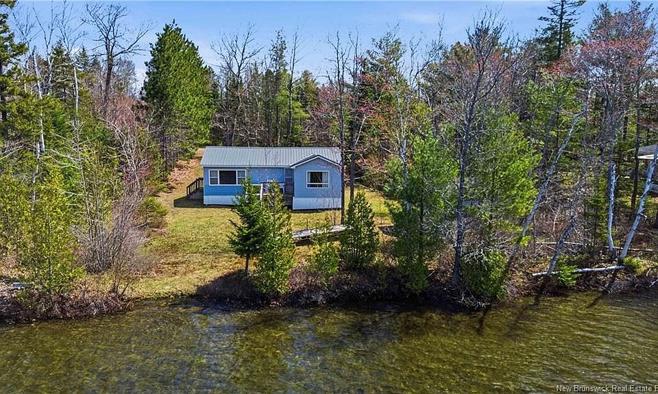1st image of 268 Yoho Lake Rd
