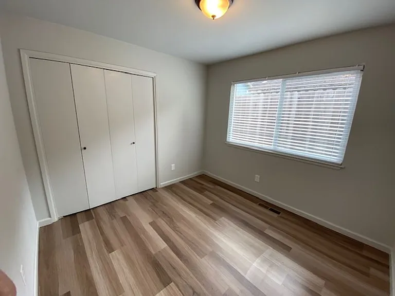 739 Taylor St — Photo 12