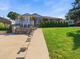 13 Lakeside Dr, Grimsby, ON L3M2K8