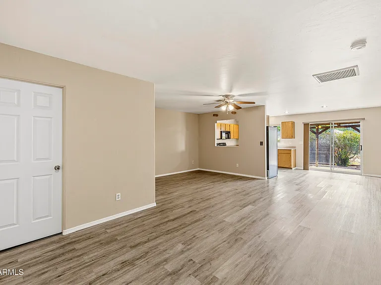 7131 E Thrush Ln — Photo 3