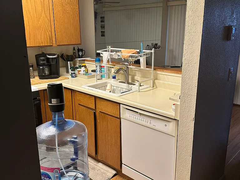 2374 N Main St #3 — Photo 8