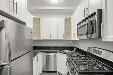 Rented by Cooper & Cooper Real Estate