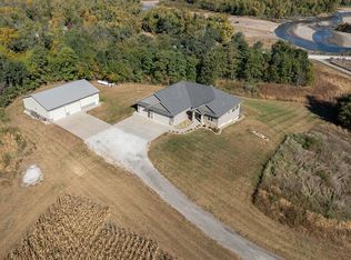 4250 Chain Bridge Rd, Palo, IA 52324