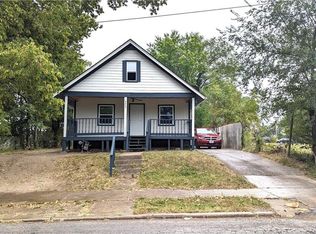 4215 E 43rd St, Kansas City, MO 64130