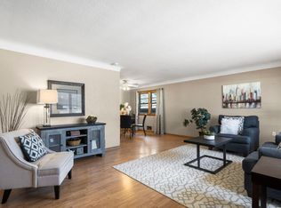 1523 Winchell St, Saint Paul, MN 55106