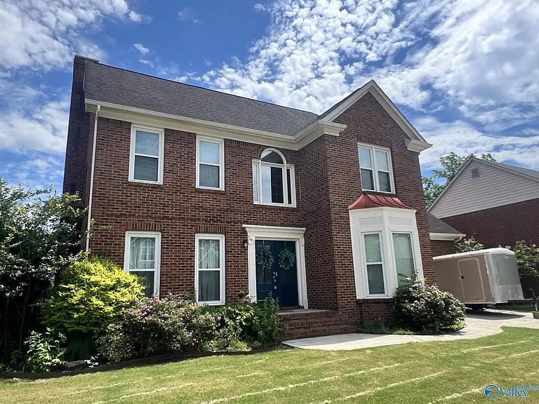 1822 Gallop Dr SE — Photo 2