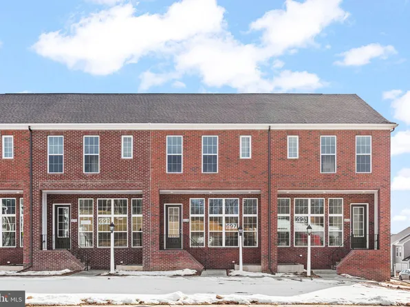 3115 Trow St, Mechanicsburg, PA 17055