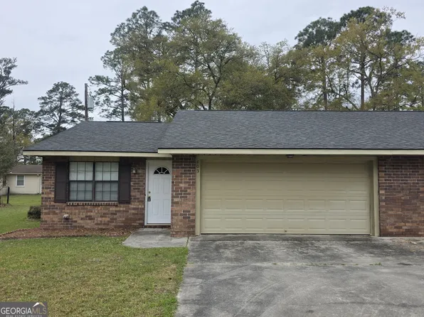 403 Savannah Ave, Rincon, GA 31326