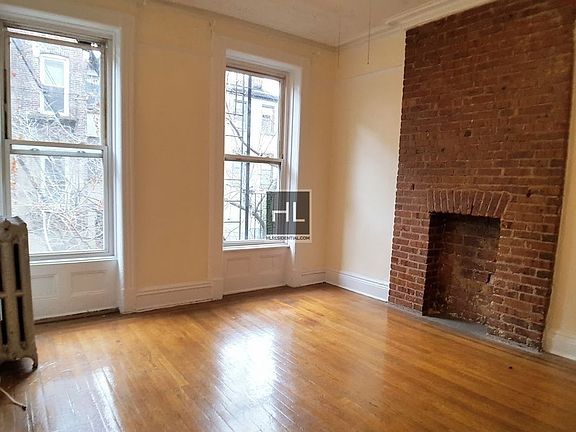 2nd image of 412 2nd St APT 2F