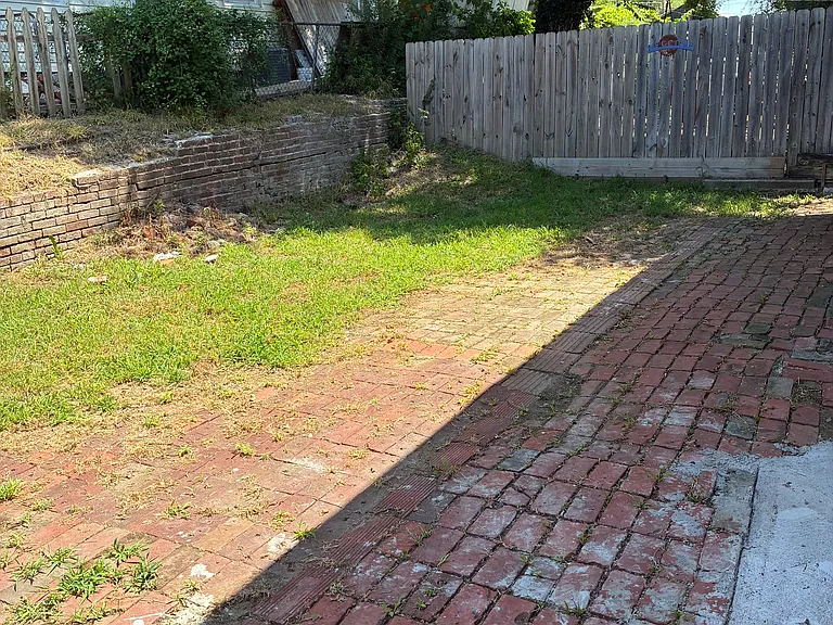 1701 Boyd St — Photo 12