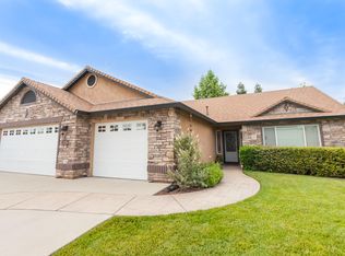 2094 Button Pl, Redding, CA 96002