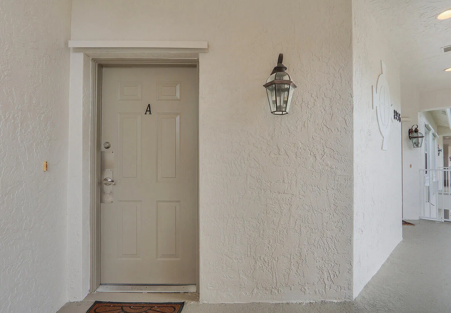 1 bed, 1.5 bath, 900 sqft, $1,750 — Photo 2