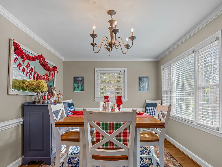 2100 Villa Dr — Photo 13