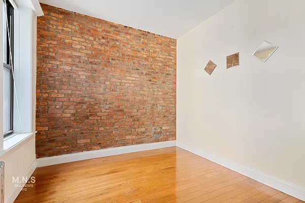 Rented by MNS | media 19