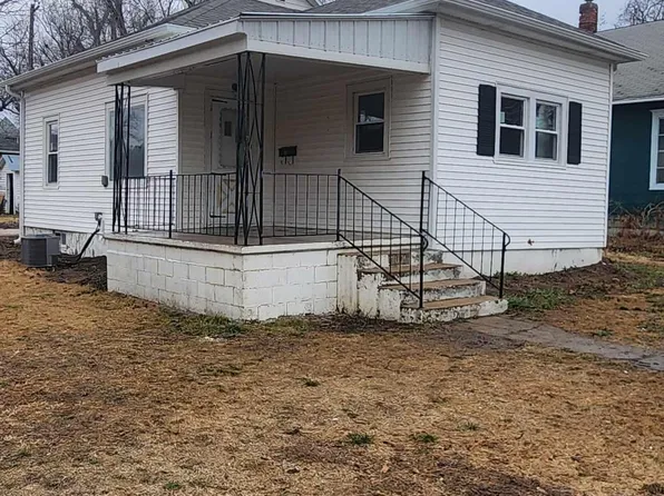 1001 5th St, Fairbury, NE 68352