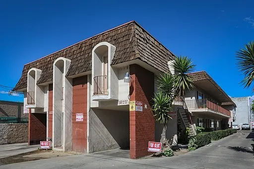 1 bed, 800 sqft, $1,525 — Photo 3