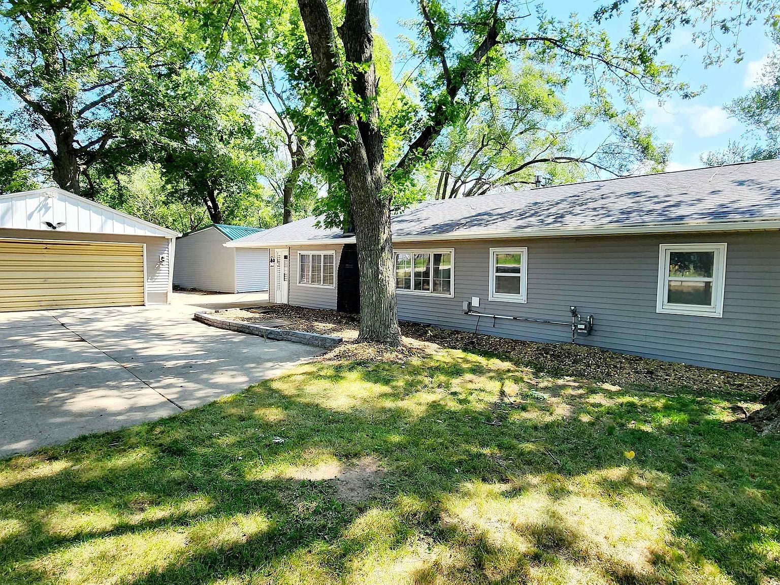1151 Noble Ave, Atalissa, IA 52720 Zillow