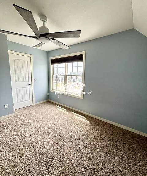 3317 Old Stone Way NE — Photo 27