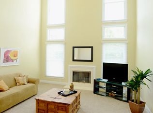 305 Hawthorne Pl, Lawrence Township, NJ 08648