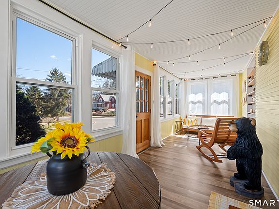 2nd image of 18 Oak Street