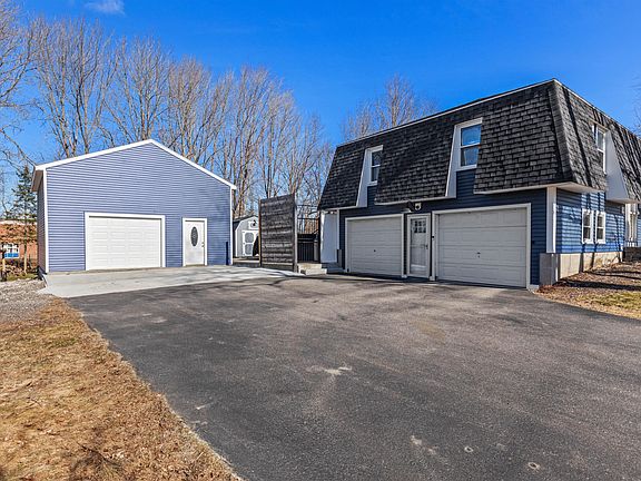 2nd image of 15 Wendy Way