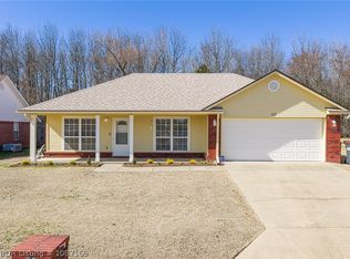 117 N 43rd St, Van Buren, AR 72956